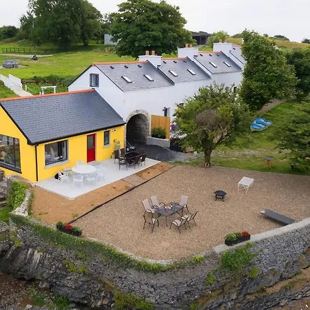 Shannon Castle Type B By Trident Homes 펜션 *